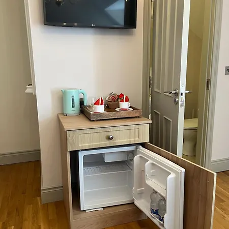 Clover Bed and Breakfast 3*